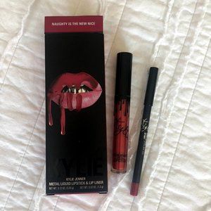 Kylie Lip Kit - Naughty is the New Nice